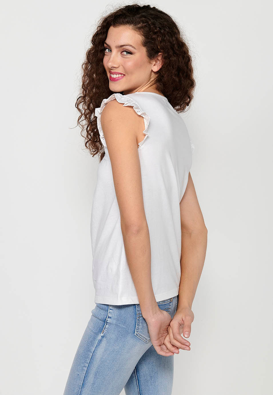 Camiseta de manga corta de cuello redondo con volante en los hombros para mujer | moda actual