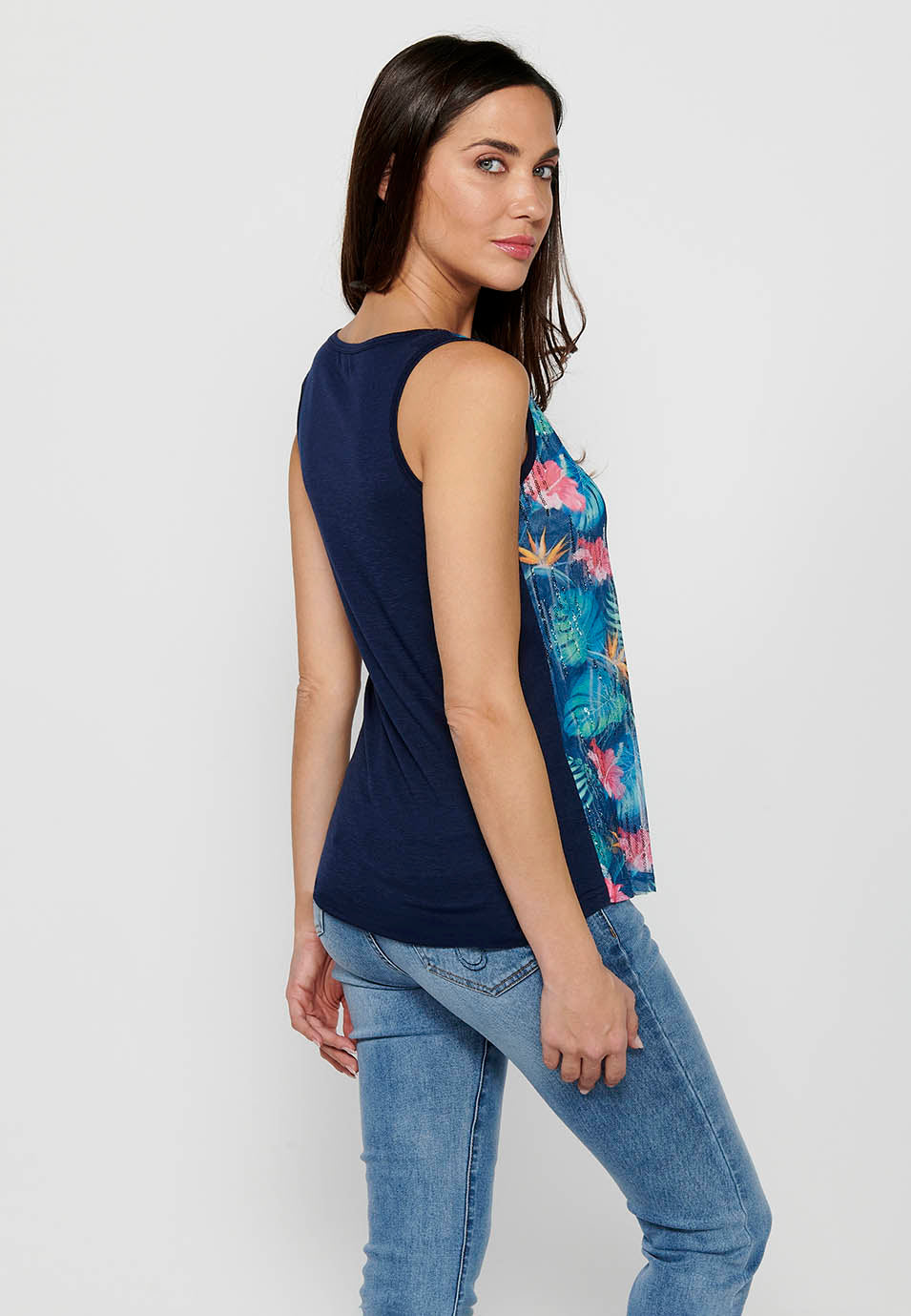 Camiseta de tirantes con escote redondo y estampado floral y lentejuelas delantero para mujer | moda actual