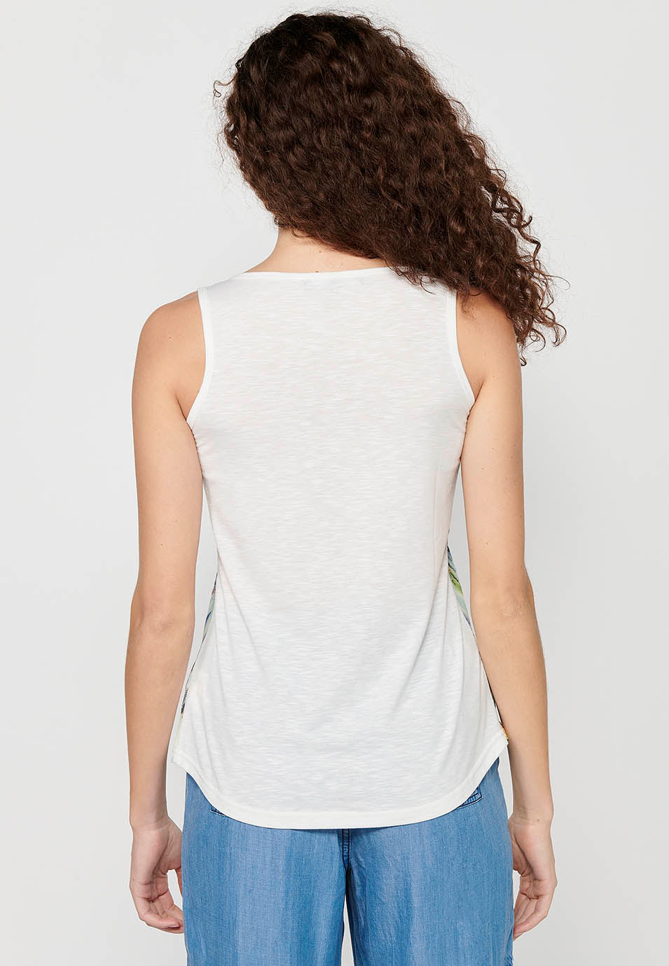 Camiseta de tirantes top con escote redondo y estampado floral y lentejuelas delantero para mujer | moda actual