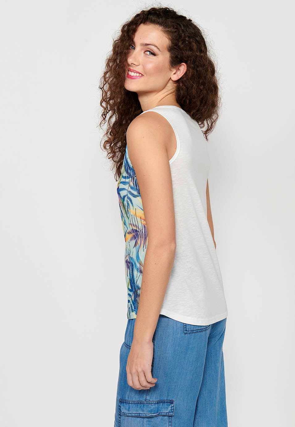 Camiseta de tirantes top con escote redondo y estampado floral y lentejuelas delantero para mujer | moda actual