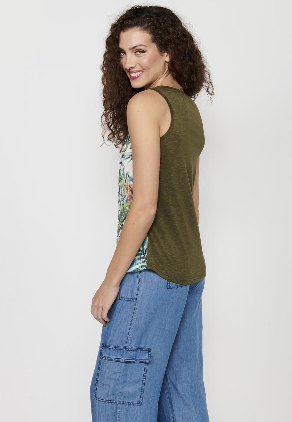 Camiseta de tirantes con escote redondo y estampado floral y lentejuelas delantero para mujer | moda actual