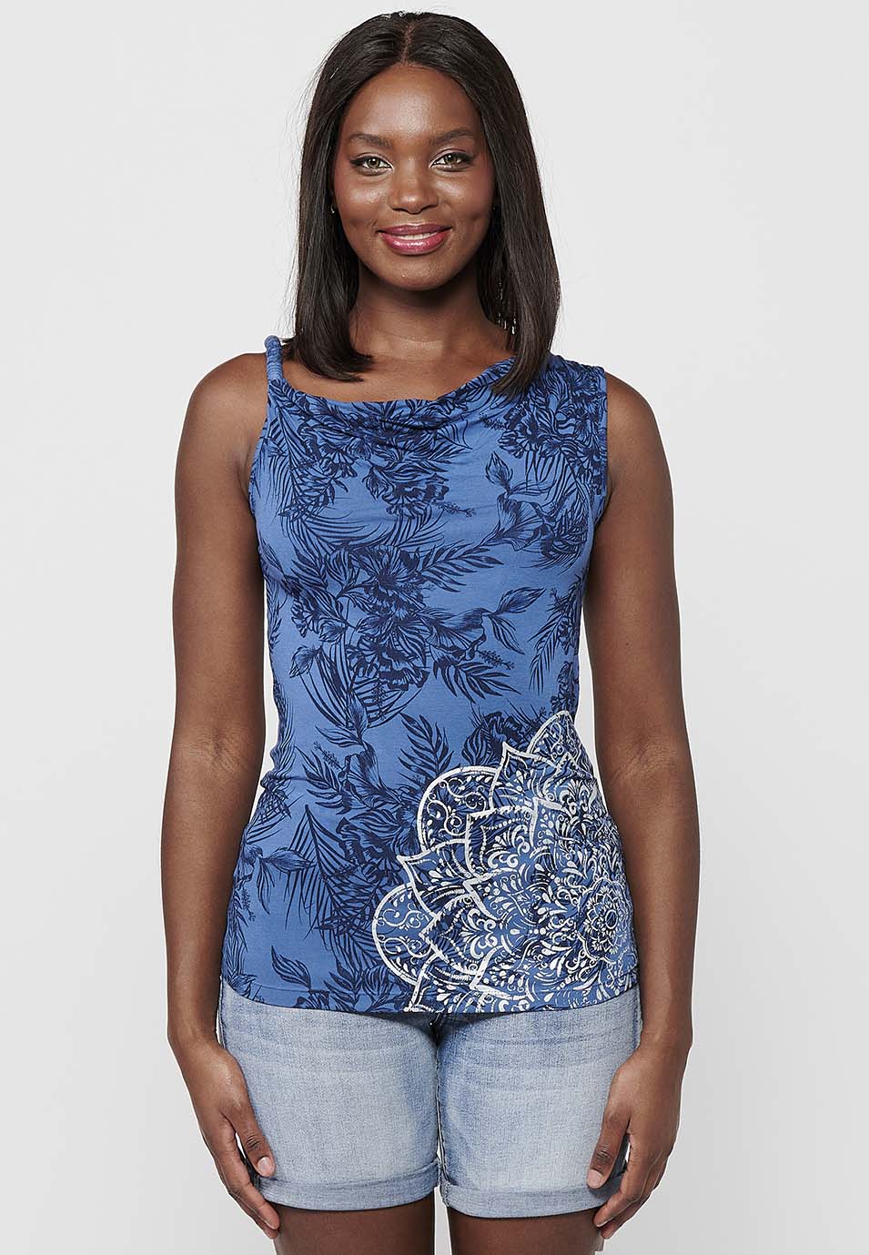 Camiseta de tirantes con escote barca y estampado floral con detalle bordado de coral para mujer | moda actual