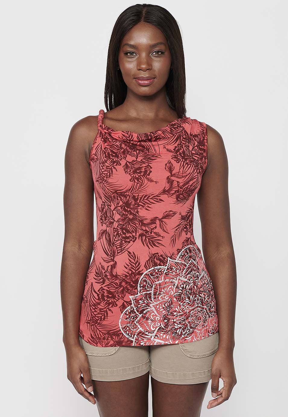 Camiseta de tirantes con escote barca y estampado floral con detalle bordado de coral para mujer | moda actual