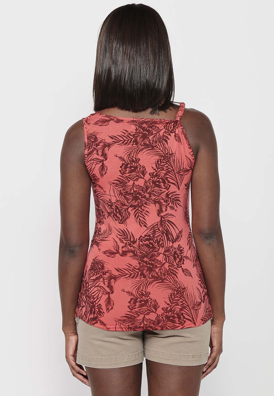Camiseta de tirantes con escote barca y estampado floral con detalle bordado de coral para mujer | moda actual
