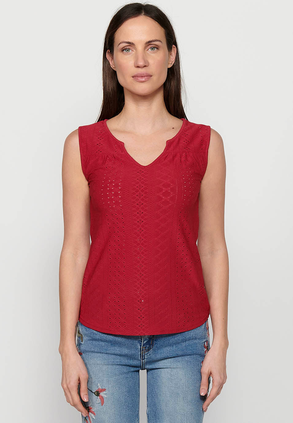Camiseta sin mangas, cuello redondo con abertura para mujer | moda actual