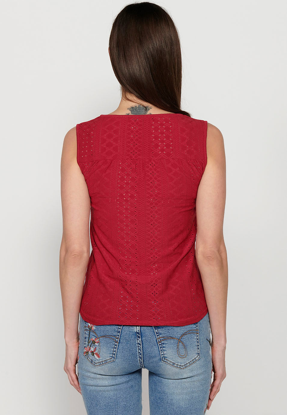 Camiseta sin mangas, cuello redondo con abertura para mujer | moda actual