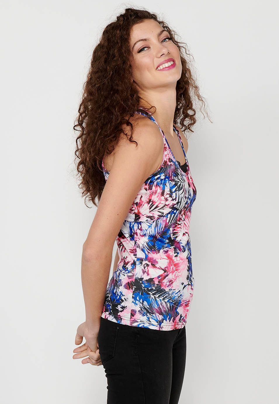 Camiseta de tirantes con escote redondo y detalle de rejilla en la espalda y estampado floral de multicolor para mujer | moda actual
