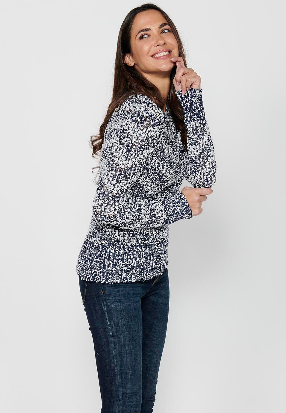 Jersey de manga larga con cuello redondo. tricot a rayas para mujer | moda actual