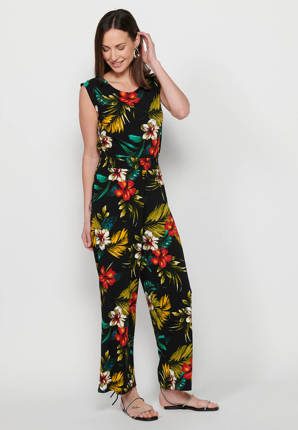 Vestido mono pantalón con cierre trasero con cremallera y estampado tropical floral de cuello redondo y ajustado en cintura con goma de multicolor para mujer | moda actual