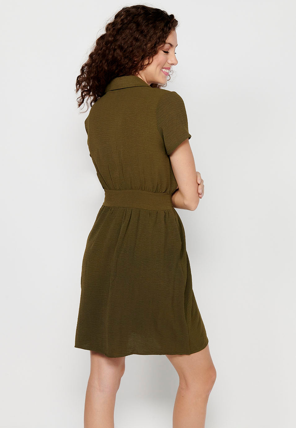 Vestido de manga corta con escote en pico y ajustado en la cintura para mujer | moda actual
