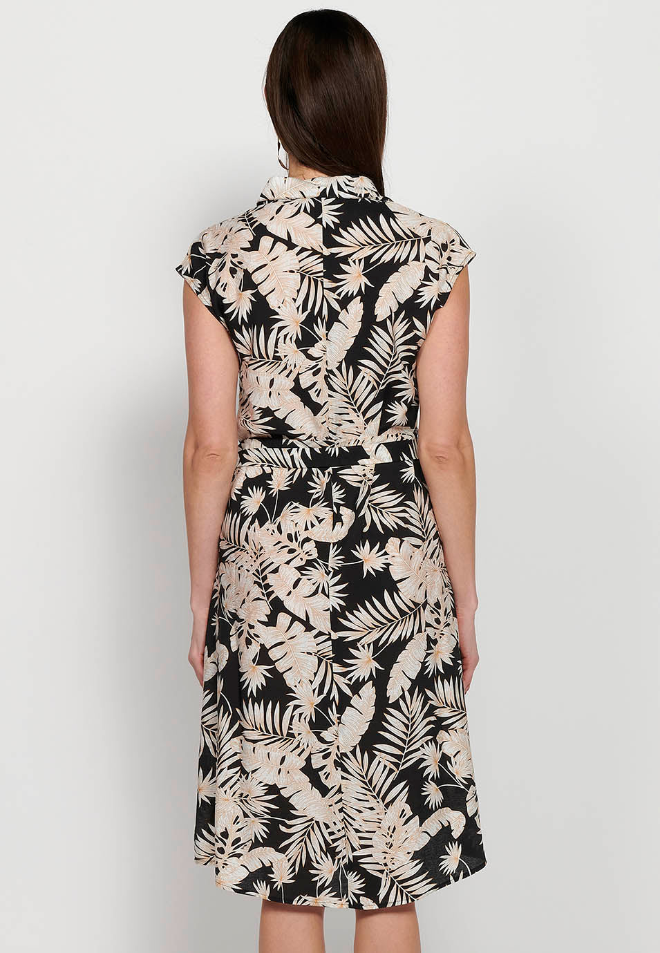 Vestido midi camisero de manga corta con cierre delantero con botones y estampado floral para mujer | moda actual
