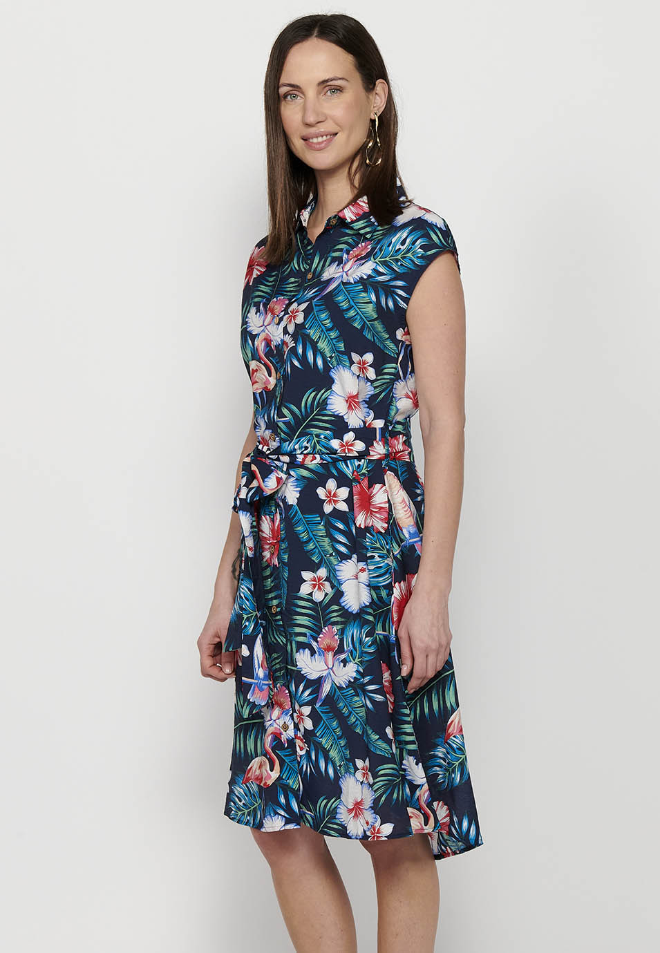 Vestido midi camisero de manga corta con cierre delantero con botones y estampado floral para mujer | moda actual