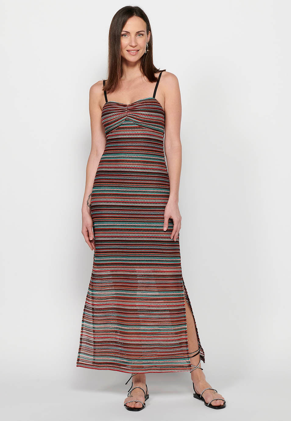 Vestido largo de tirantes ajustables con tejido calado con forro de multicolor para mujer | moda actual
