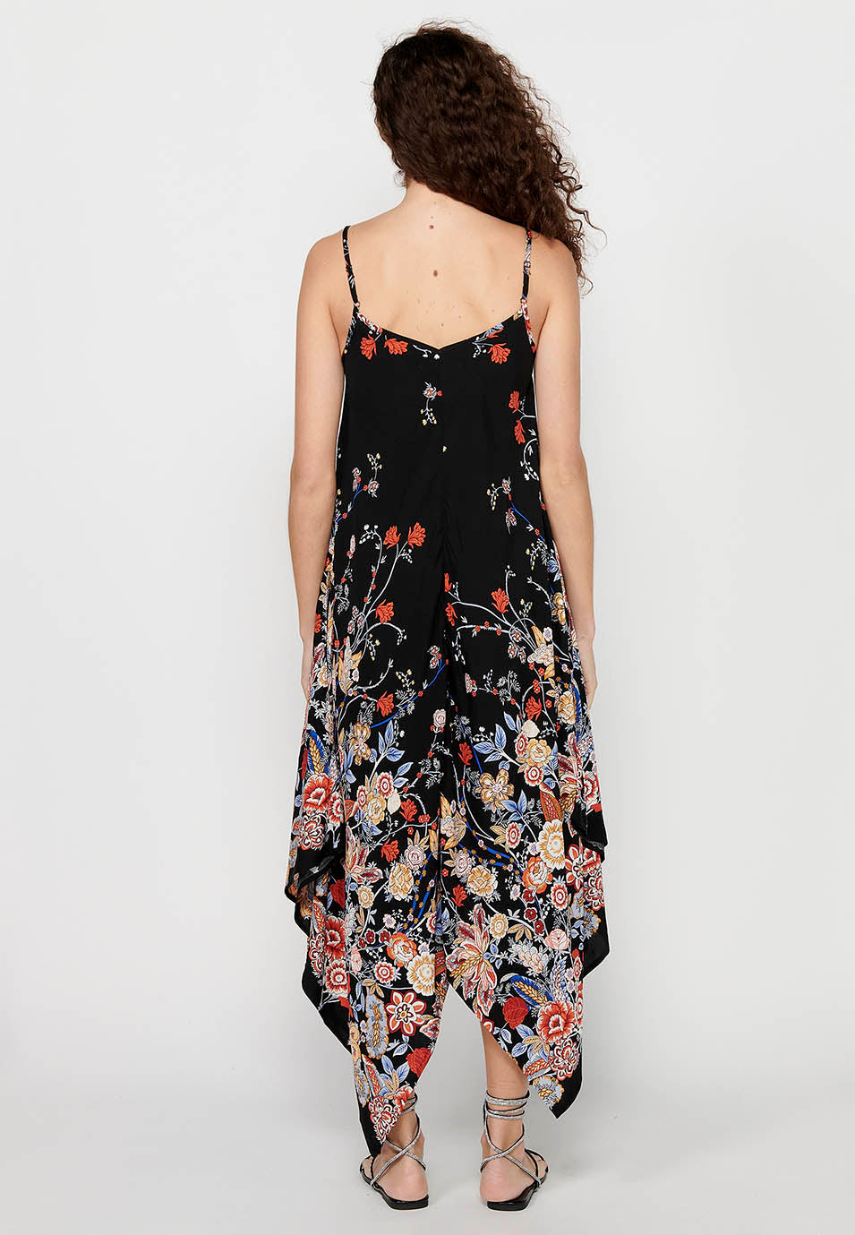 Vestido de tirantes con acabado en picos y estampado floral para mujer | moda actual