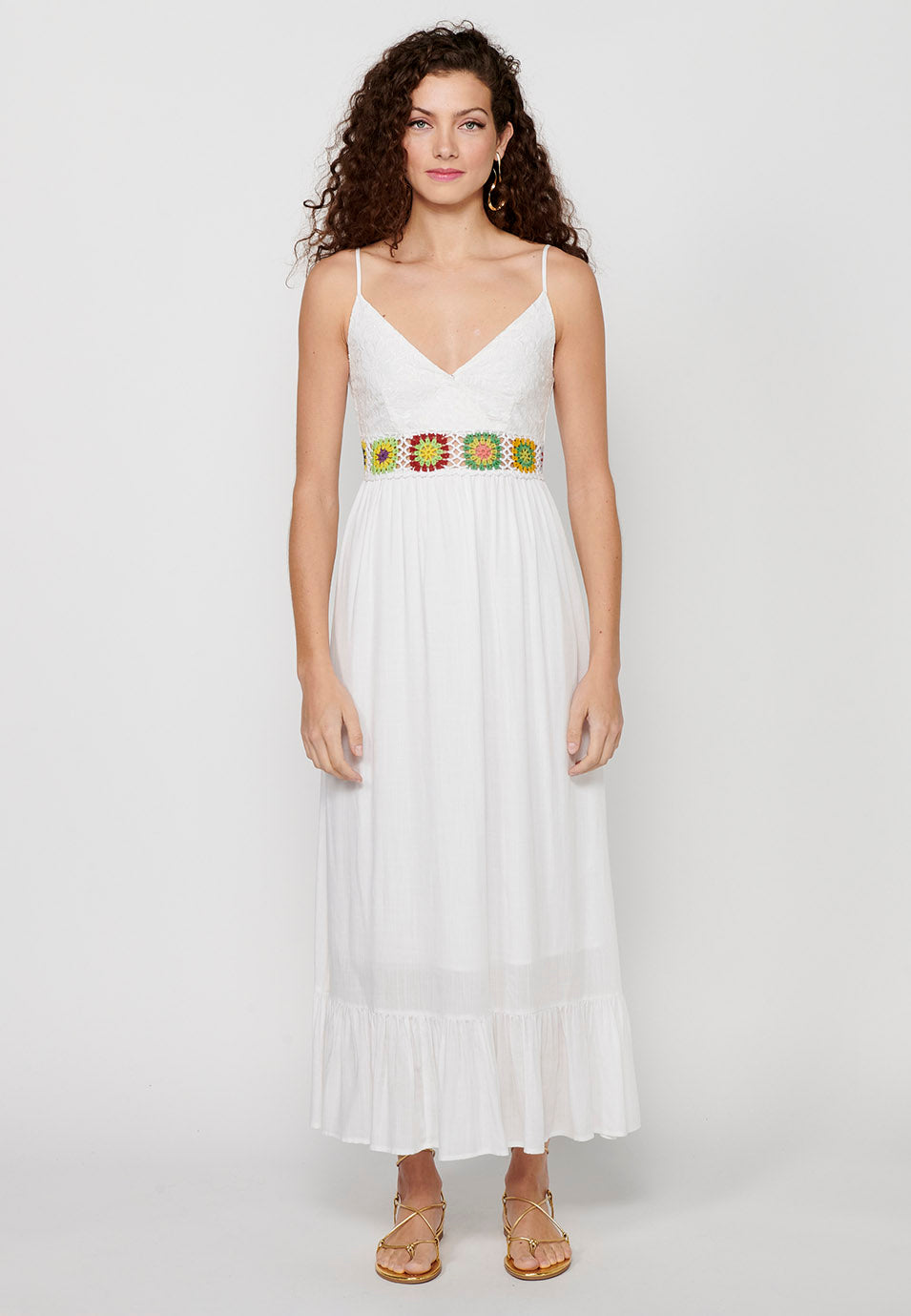 Vestido largo de tirantes ajustables con estampado floral y detalles bordados y botones delanteros para mujer | moda actual