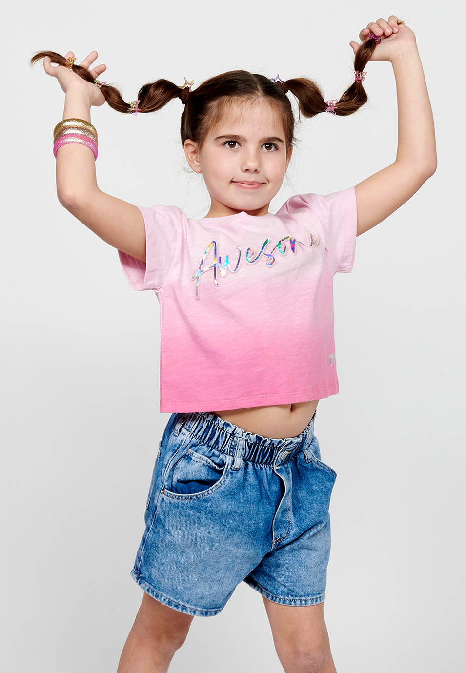 Camiseta Niña Manga Corta Letras Relieve – Koroshi Rosa
