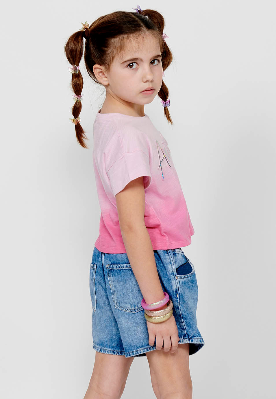 Camiseta Niña Manga Corta Letras Relieve – Koroshi Rosa