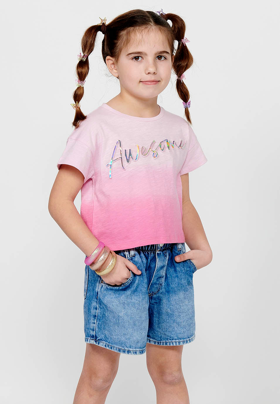 Camiseta Niña Manga Corta Letras Relieve – Koroshi Rosa