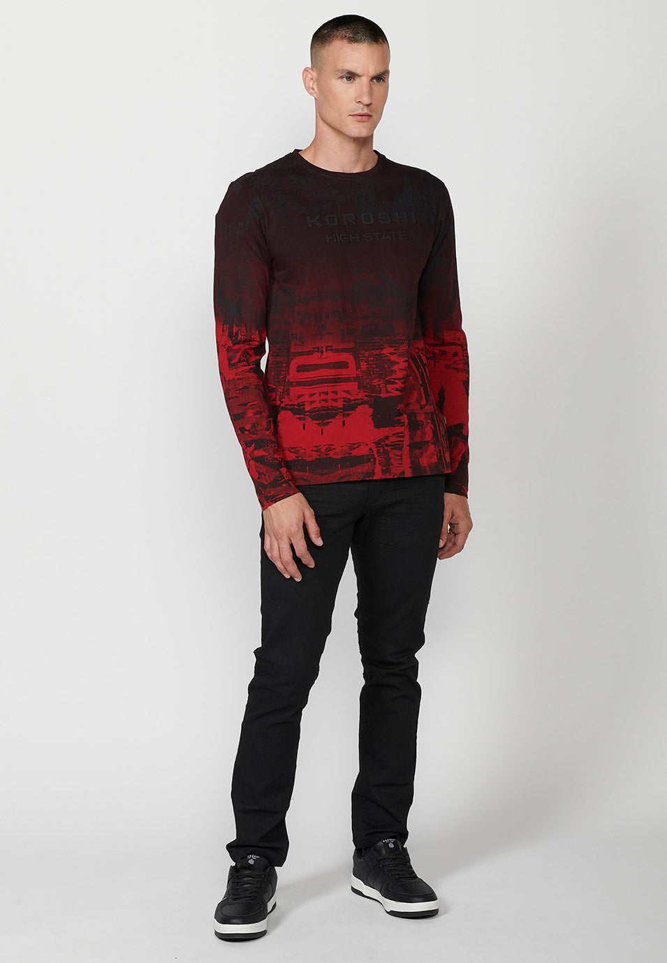 Camiseta de manga larga de algodón de cuello redondo con estampado degradado petróleo para hombre