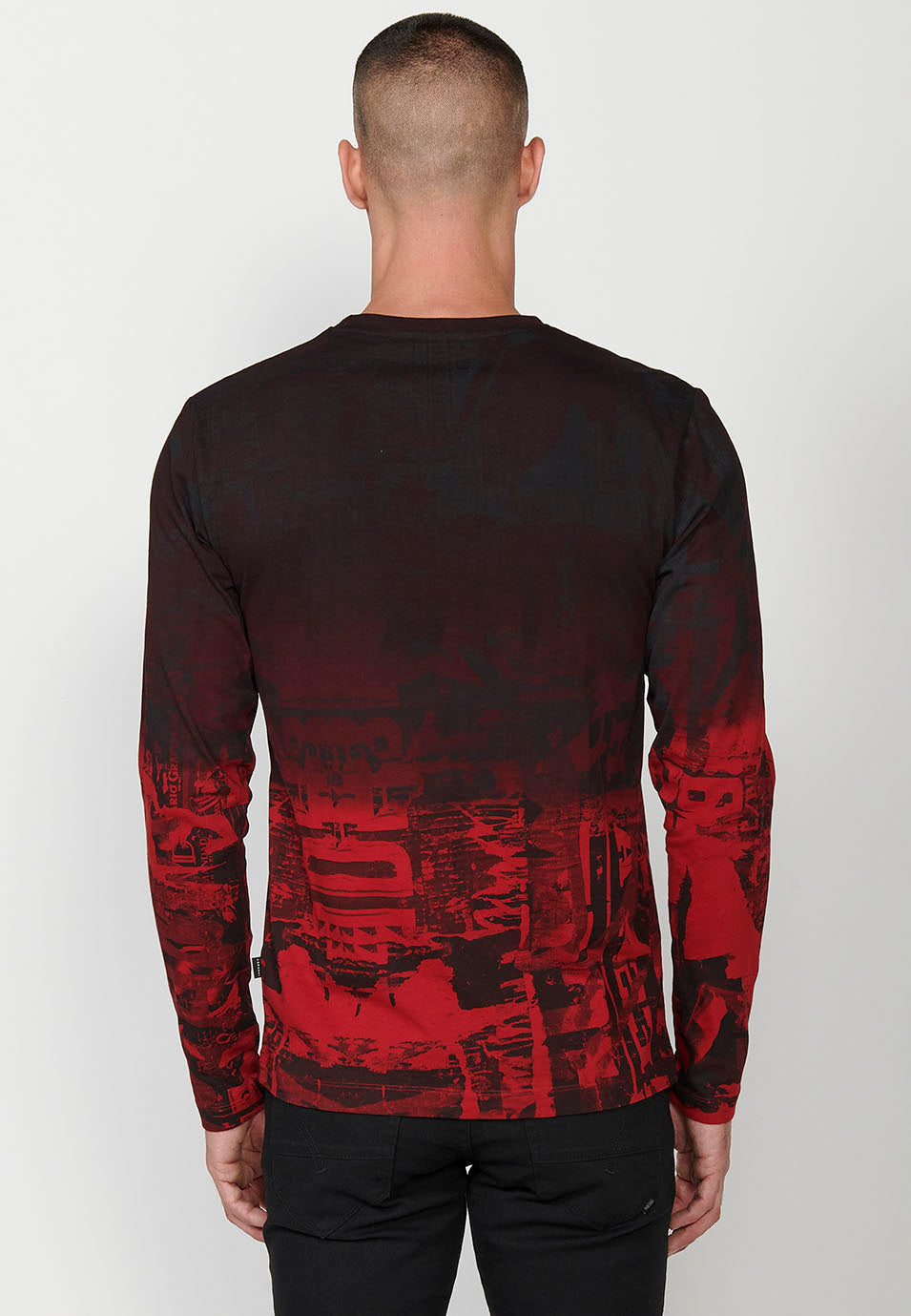 Camiseta de manga larga de algodón de cuello redondo con estampado degradado petróleo para hombre