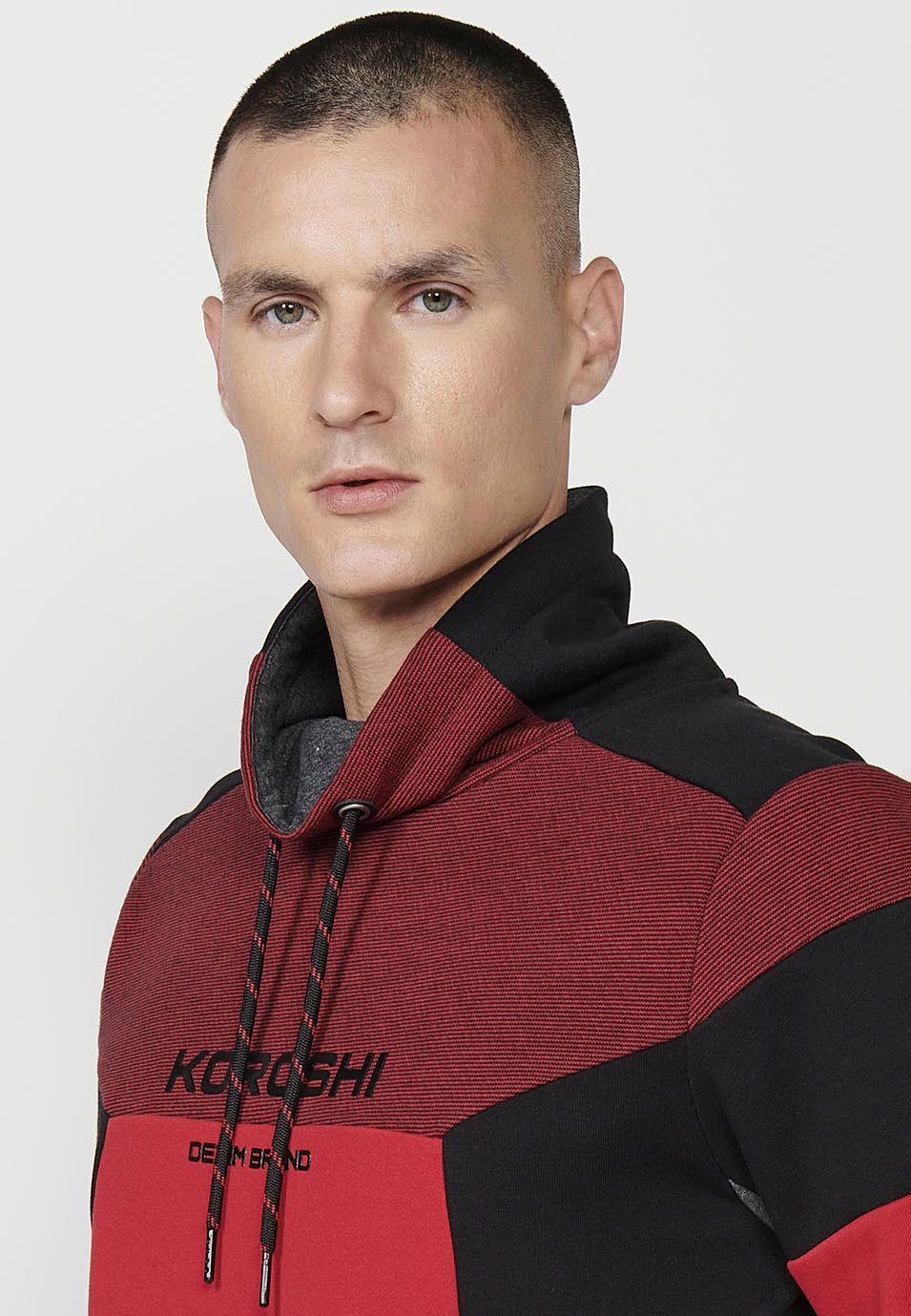 Sudadera manga larga cuello alto hombre