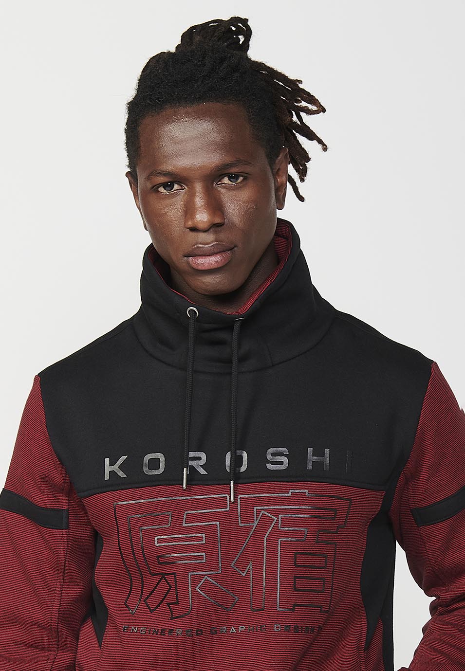 Sudadera manga larga cuello alto ajustable hombre