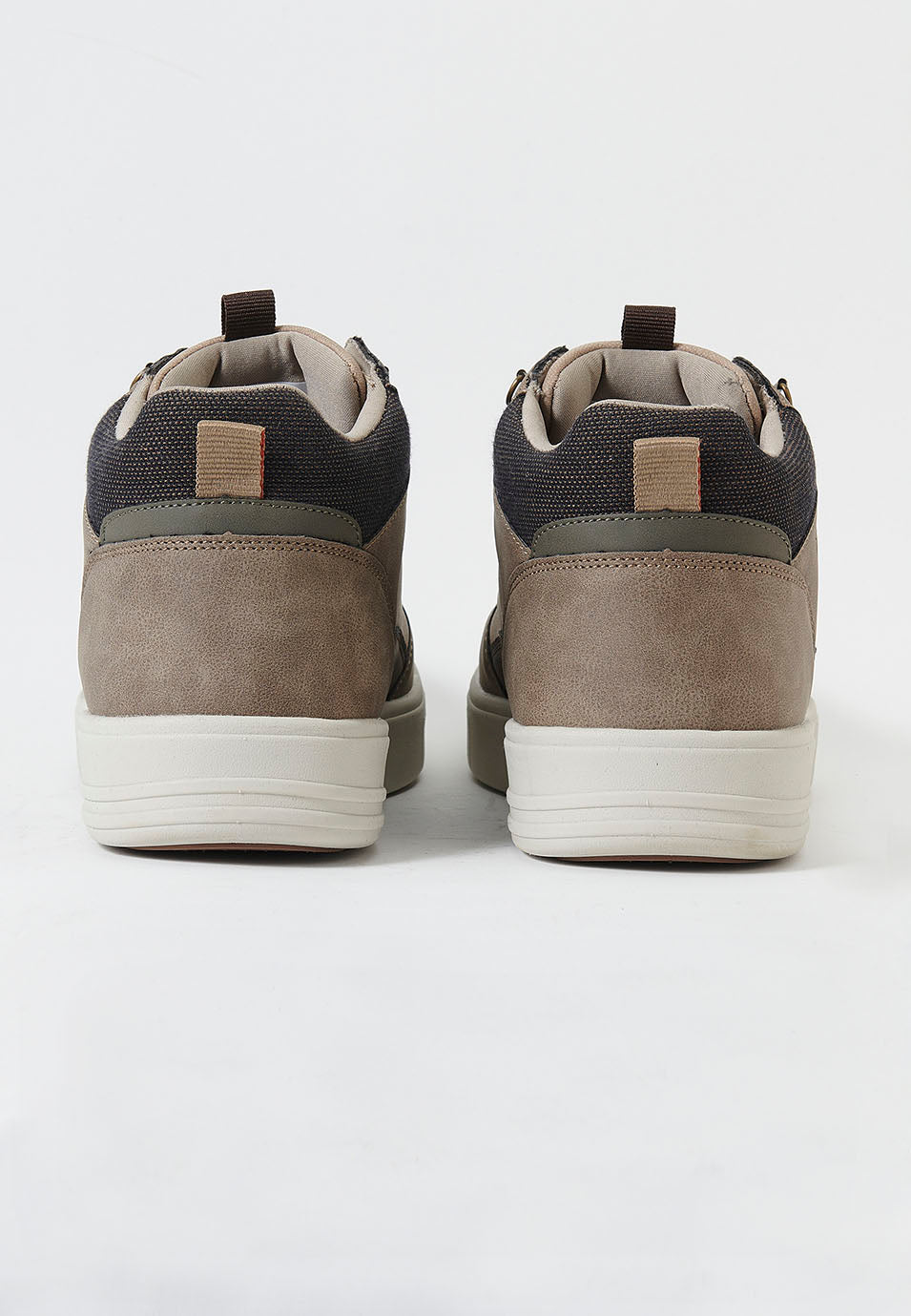 Calzado zapatillas tipo botín hombre