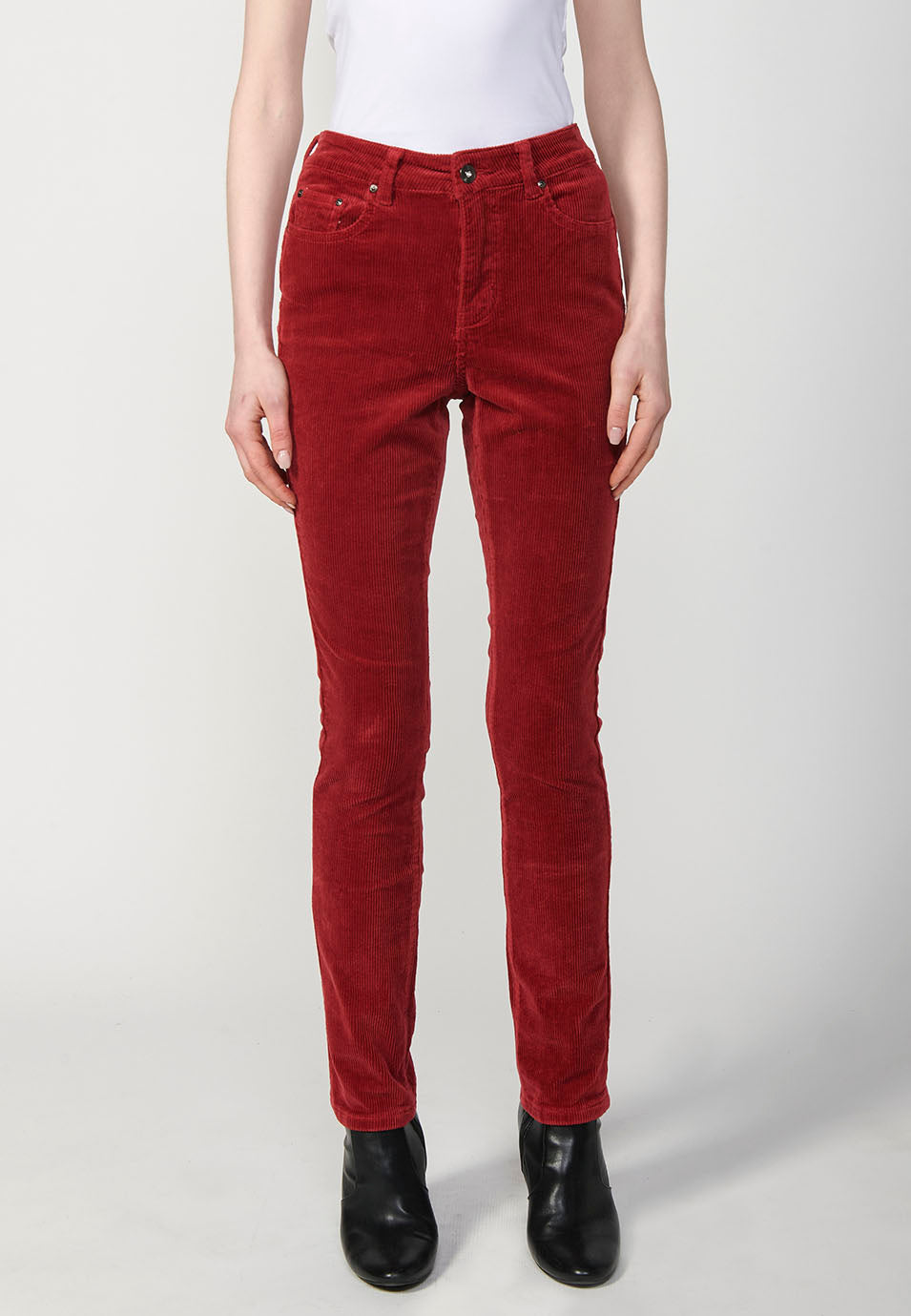 Pantalón largo de pana regular push up con cinco bolsillos mujer