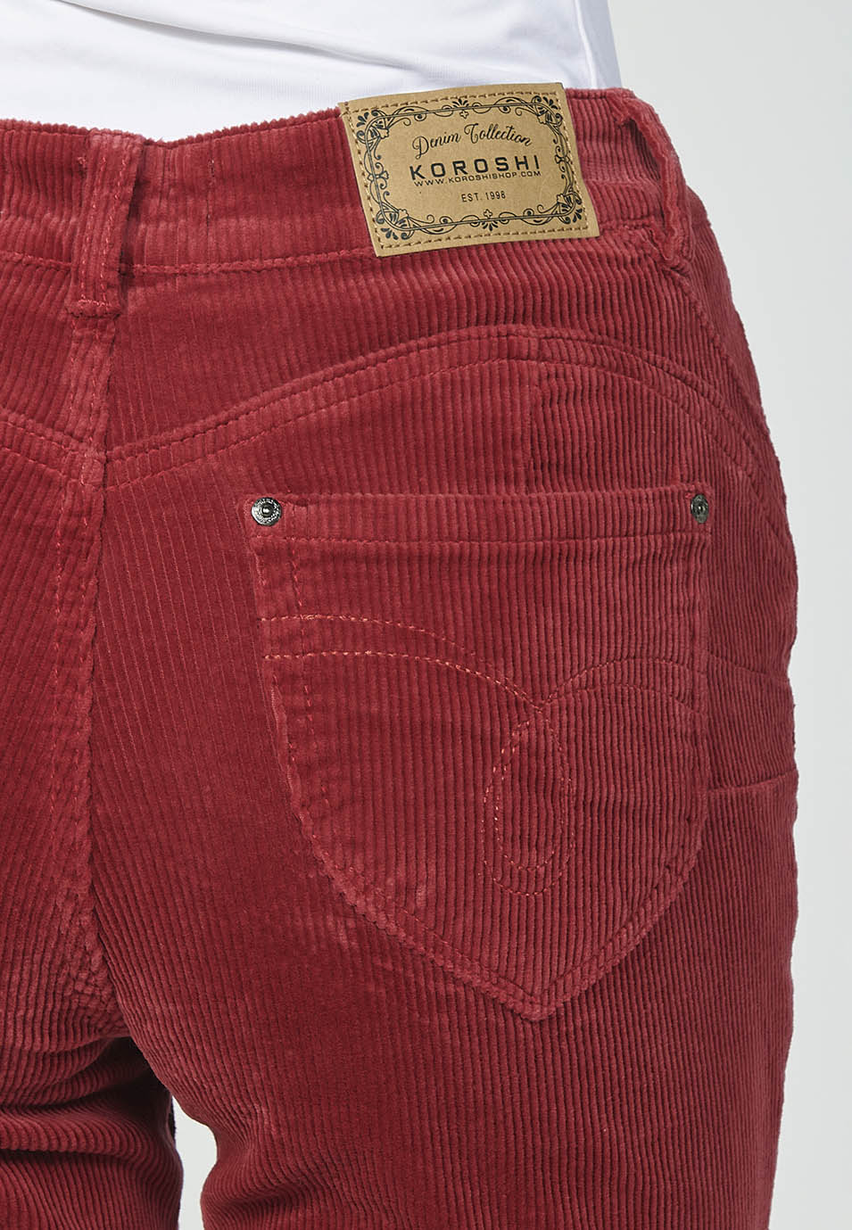 Pantalón largo de pana regular push up con cinco bolsillos mujer