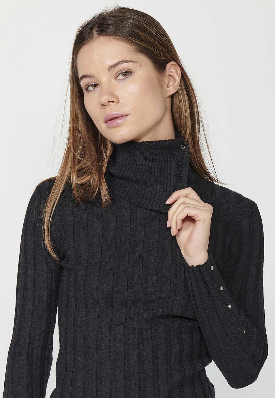 Jersey punto acanalado manga larga y cuello vuelto mujer