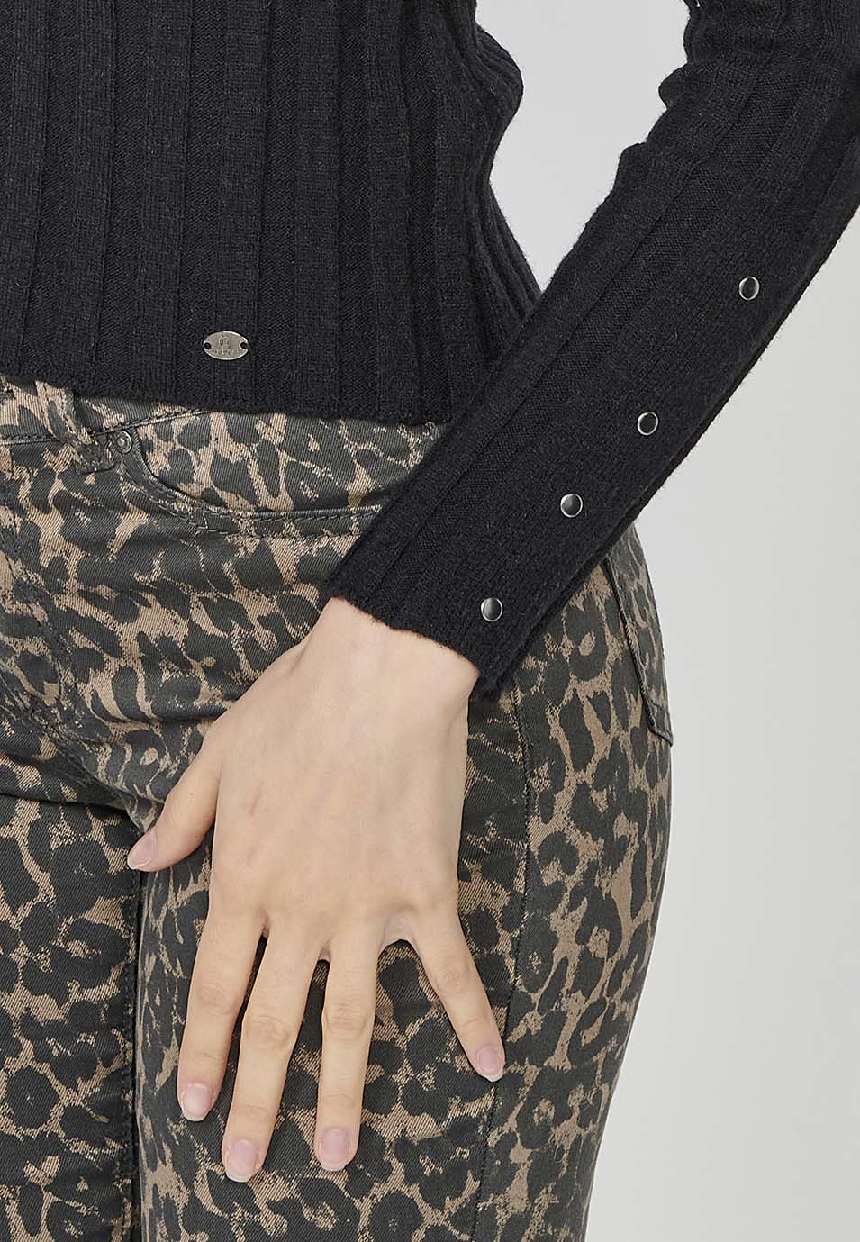 Jersey punto acanalado manga larga y cuello vuelto mujer