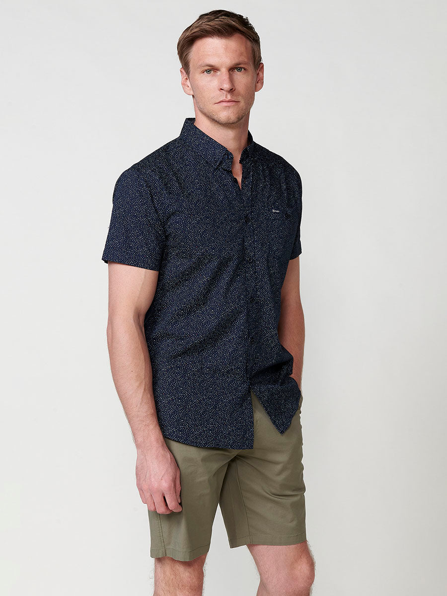 Camisa Hombre Manga Corta Algodón Micro Estampado con Bolsillo – Koroshi 2511CC32