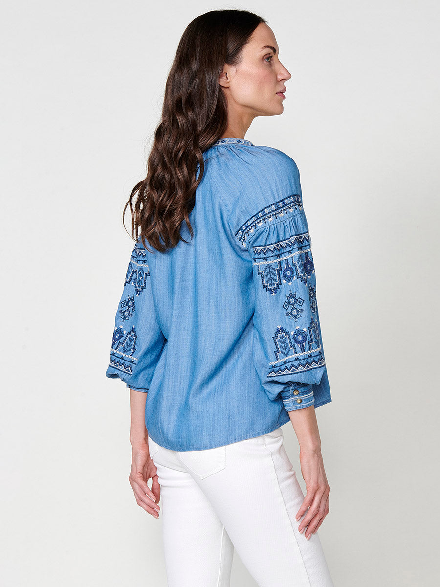 Blusa Mujer Efecto Denim Bordado Étnico – Koroshi Azul