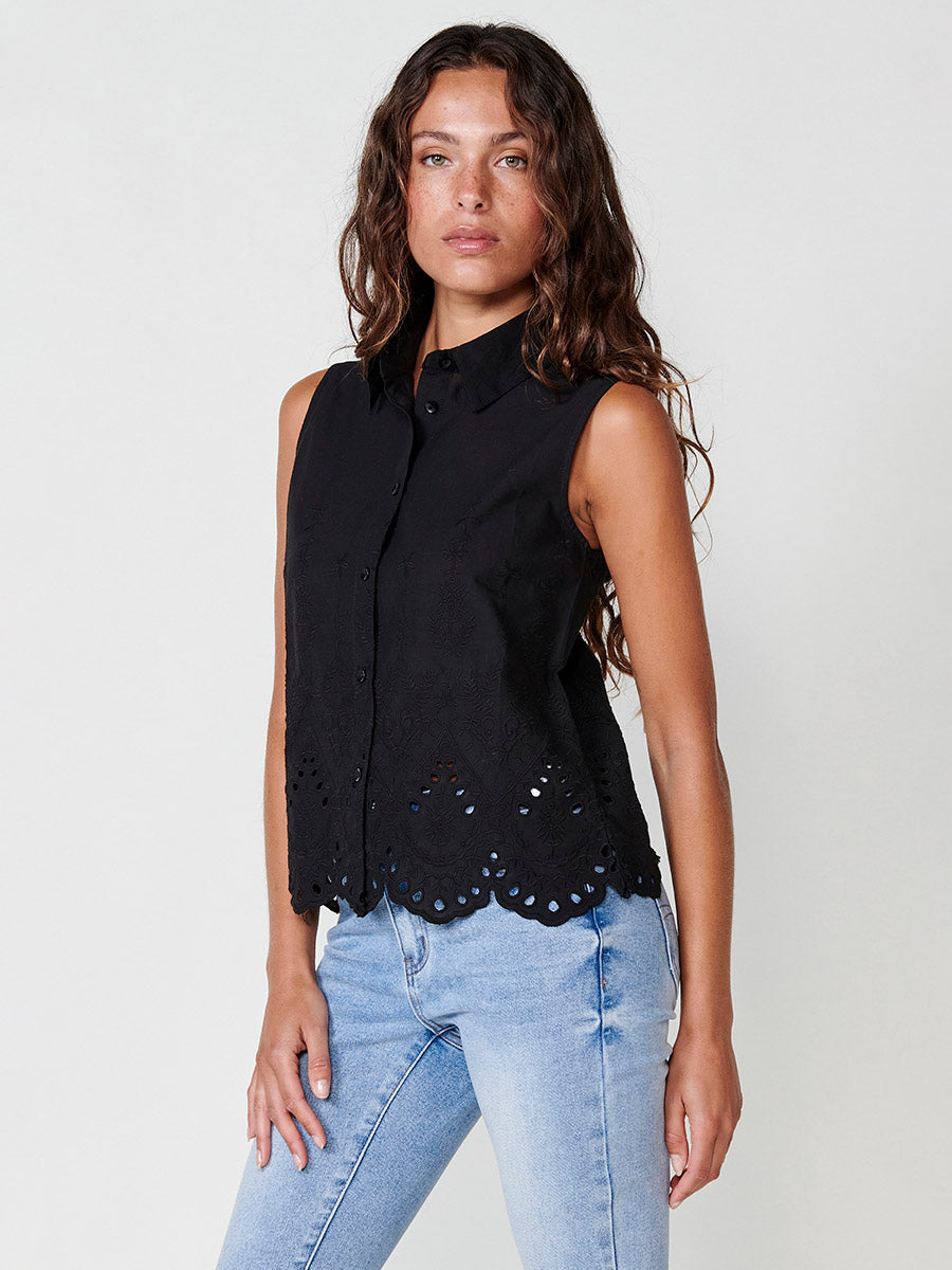 Camisa Mujer Manga Corta Algodón Bordado Floral – Koroshi Negra