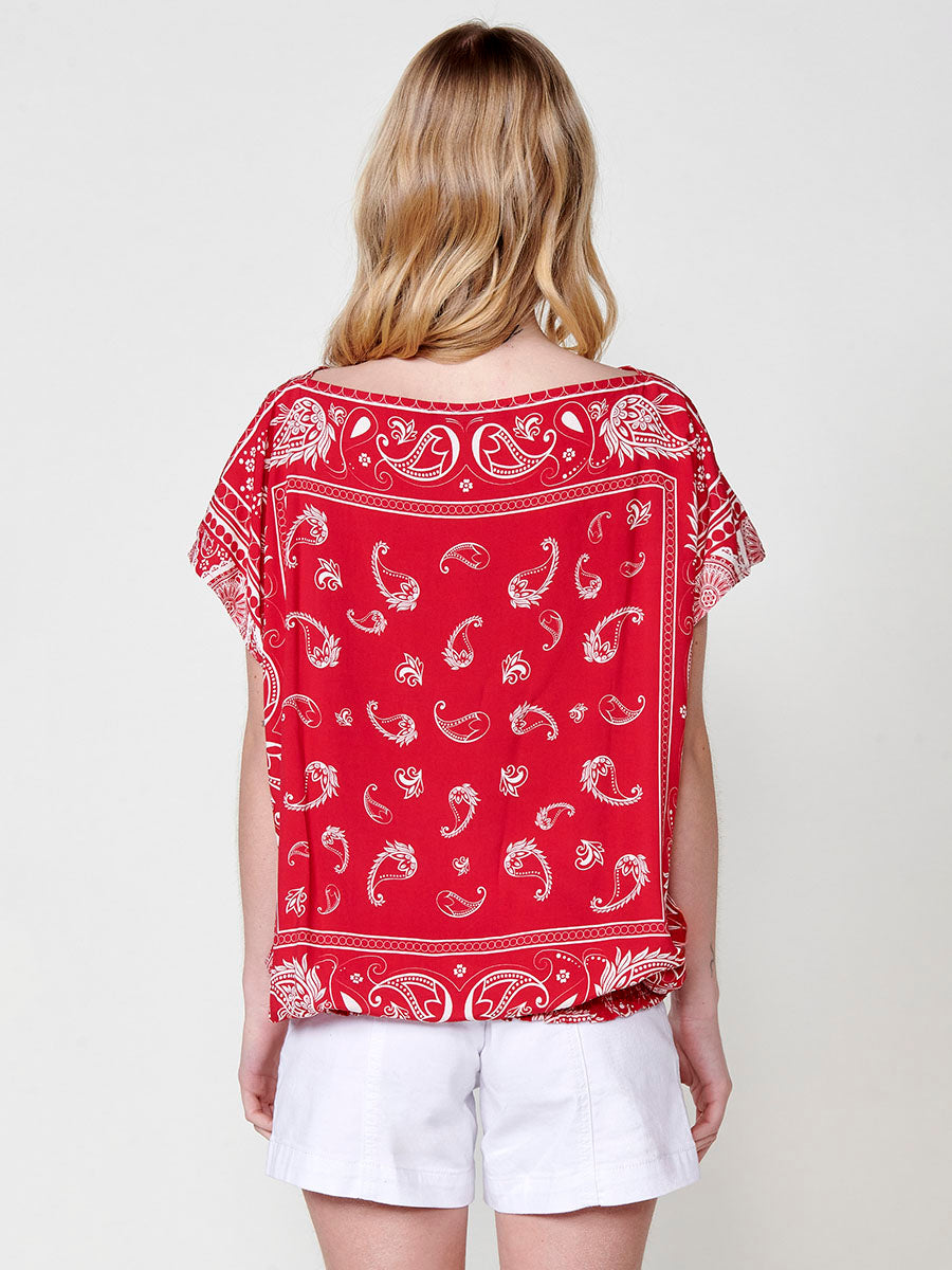 Blusa Mujer Satén Estampado Cachemir Escote Barco – Koroshi 2512BL28