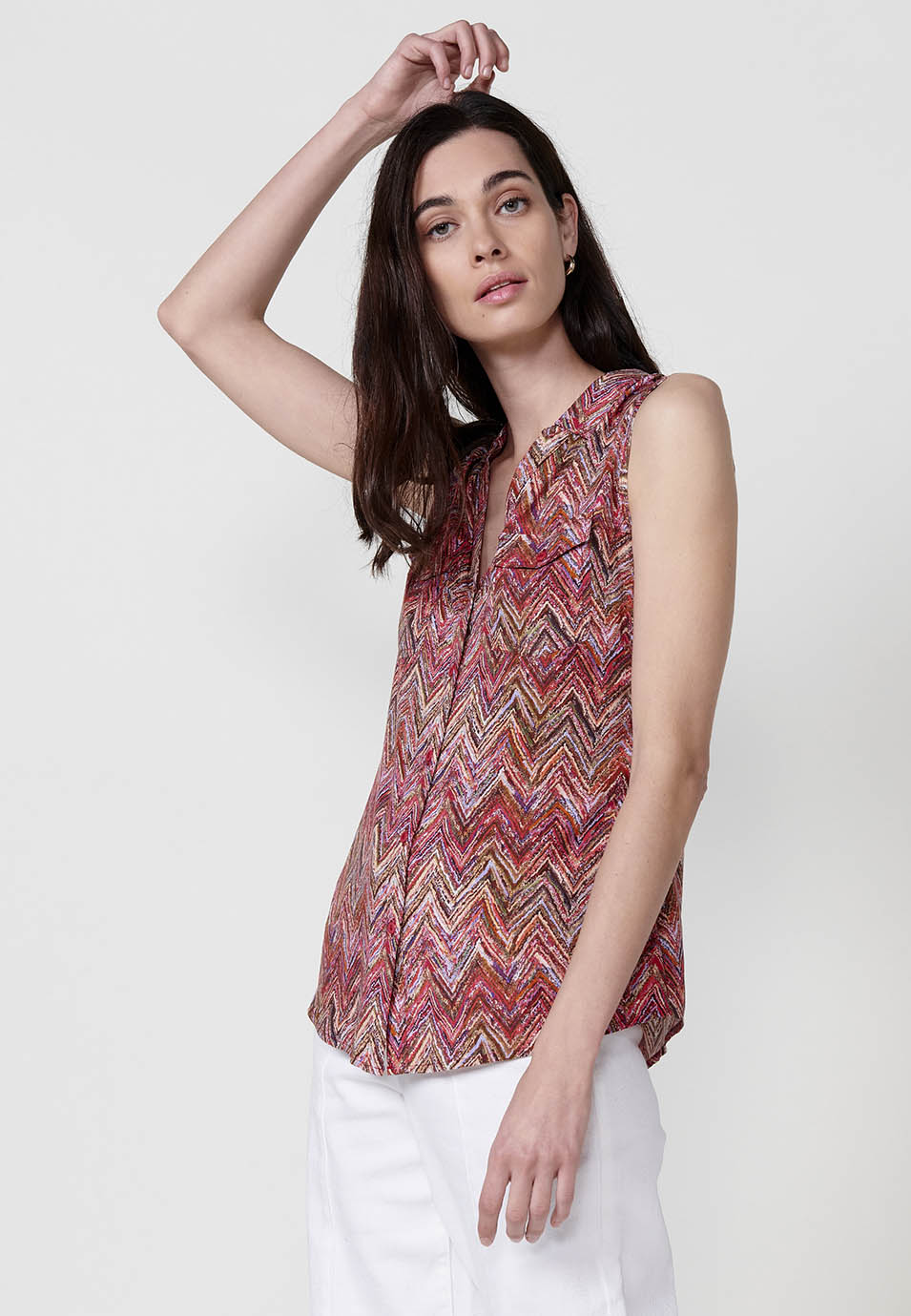 Blusa Mujer Sin Mangas Cuello Camisero Estampado Cachemir – Koroshi 2512BL78
