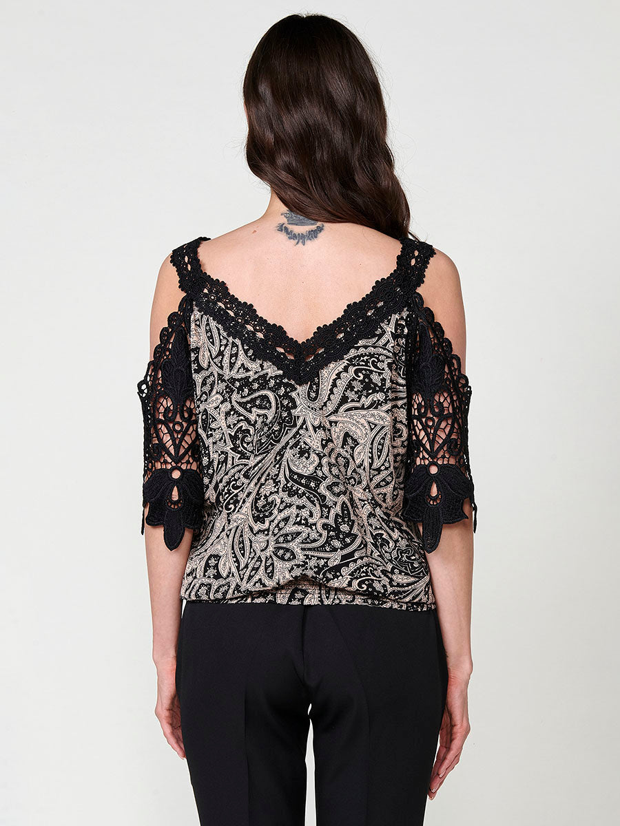 Blusa Mujer Hombros Descubiertos Estampado Cachemir – Koroshi Negra