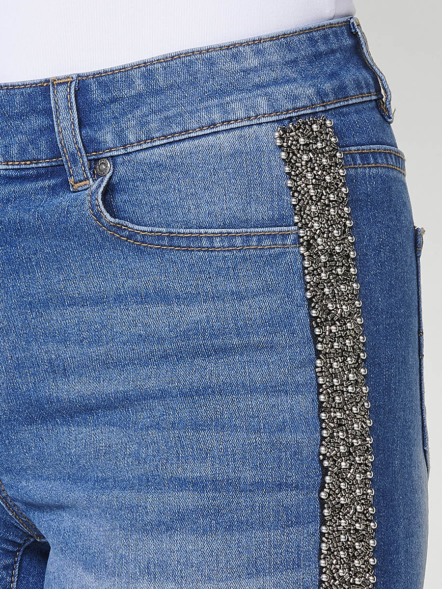 Short vaquero Mujer efecto lavado con bordado de pedrería lateral – Koroshi azul