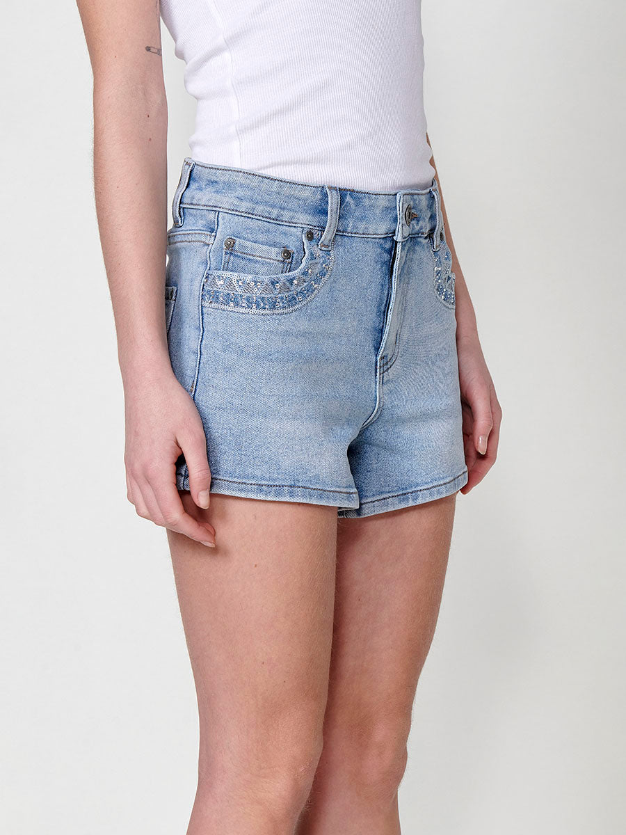 Short vaquero Mujer denim con cenefa étnica bordada y brillos – Koroshi 2512PS82