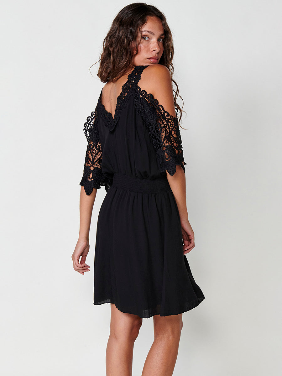 Vestido Mujer corto de viscosa con blonda – Koroshi negro