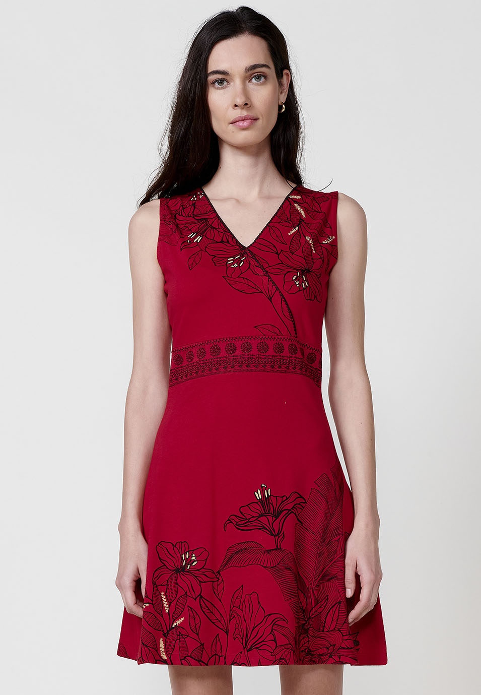 Vestido Mujer corto estampado floral con escote en pico – Koroshi 2512VS57