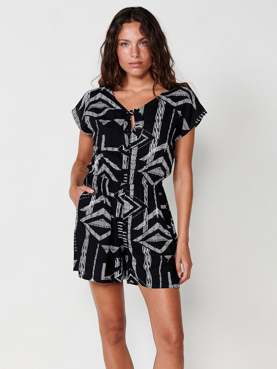 Mono Mujer corto estampado étnico – Koroshi negro