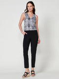 Mono Mujer largo con escote drapeado estampado ikat – Koroshi negro