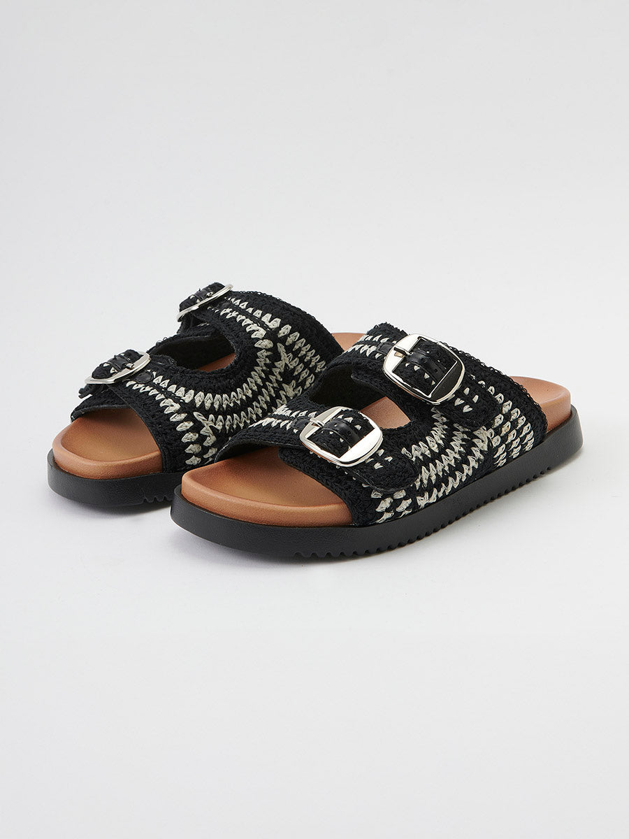 Sandalias Mujer planas con hebillas – Koroshi negro