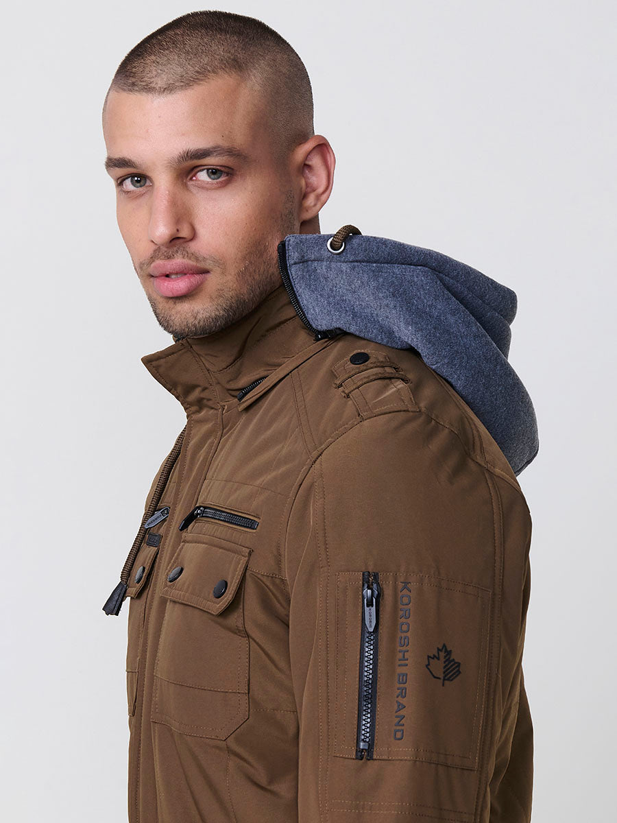 Chaqueta cazadora acolchada hombre con capucha, bolsillos y cierre cremallera.