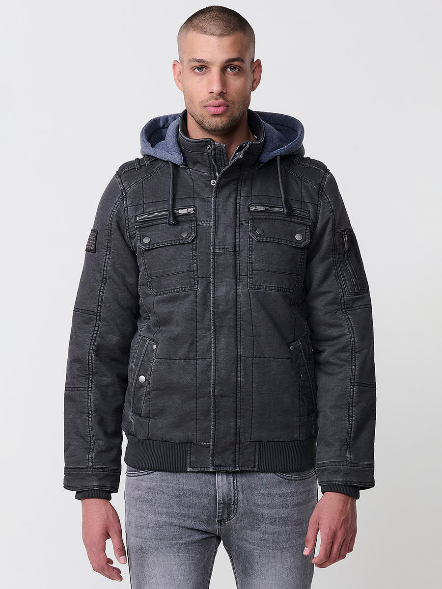 Cazadora Hombre con Capucha en Contraste y Bolsillos – Koroshi Negro