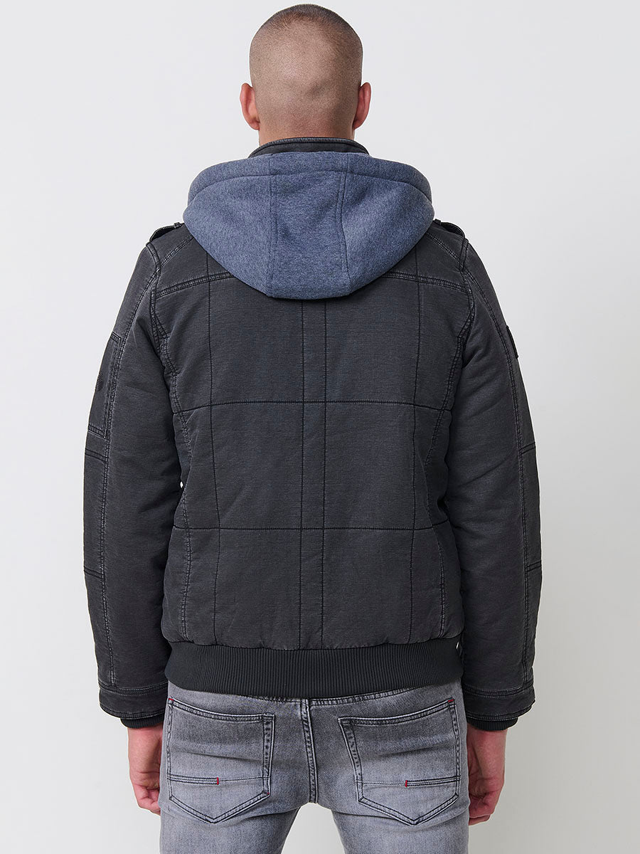 Cazadora Hombre con Capucha en Contraste y Bolsillos – Koroshi Negro