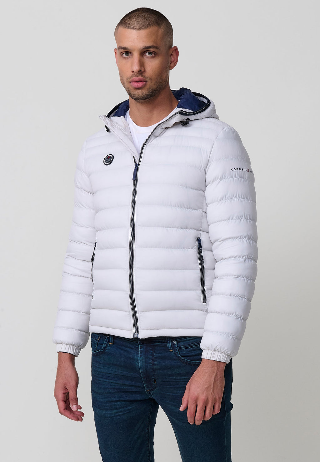 Chaqueta Acolchada Hombre Tipo Plumífero con Capucha – Koroshi 2521JA49