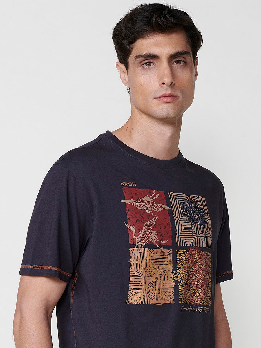 Camiseta Hombre Manga Corta Estampado Frontal – Koroshi Azul Marino