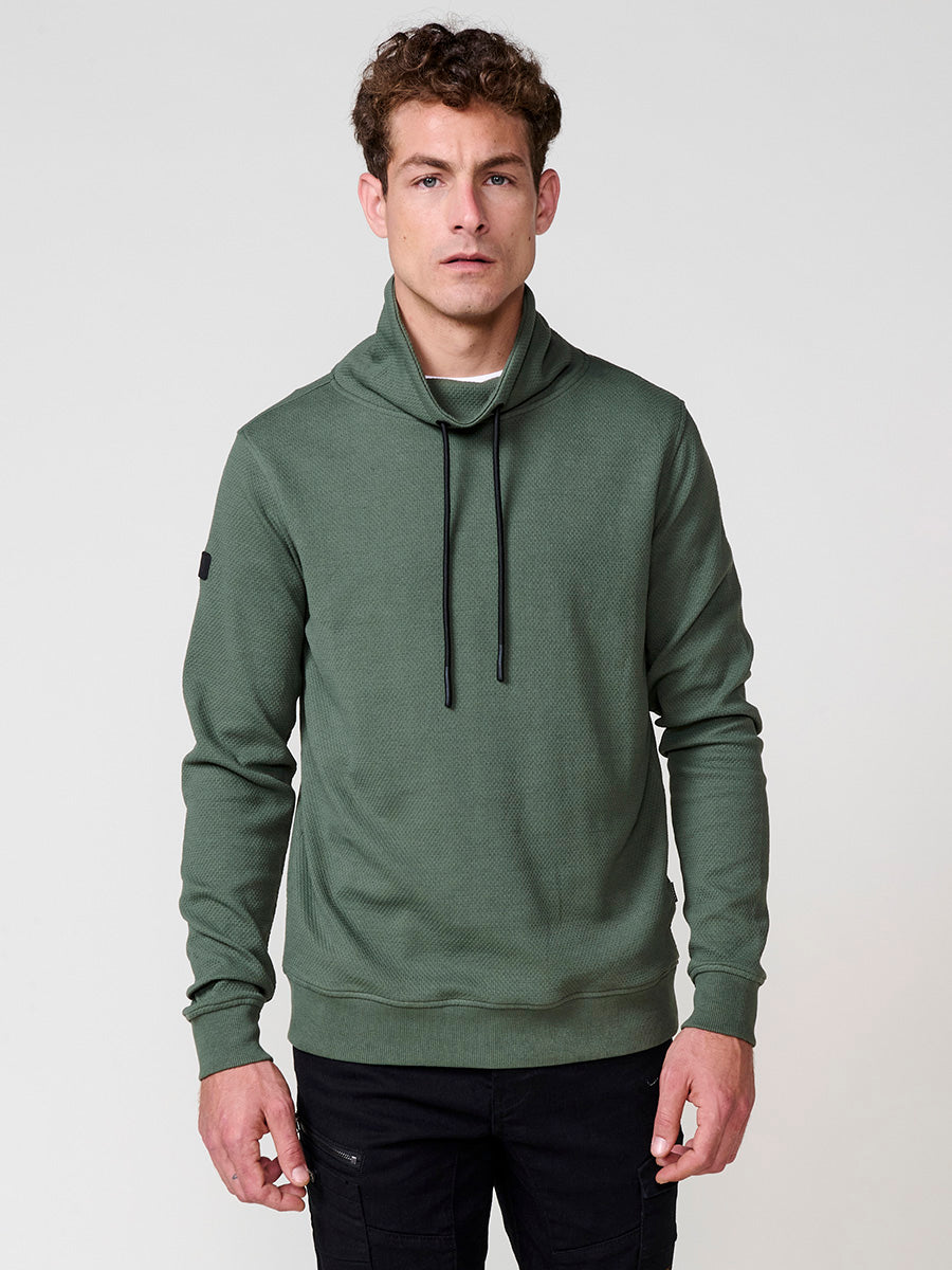 Sudadera Hombre Cuello Alto con Cordón Ajustable – Koroshi 2521SU32
